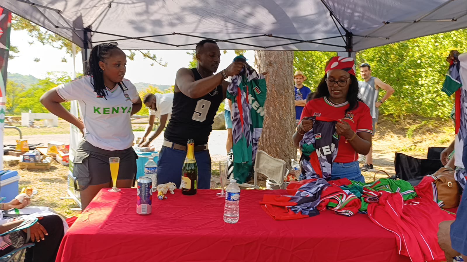 carol-selling-merchandise